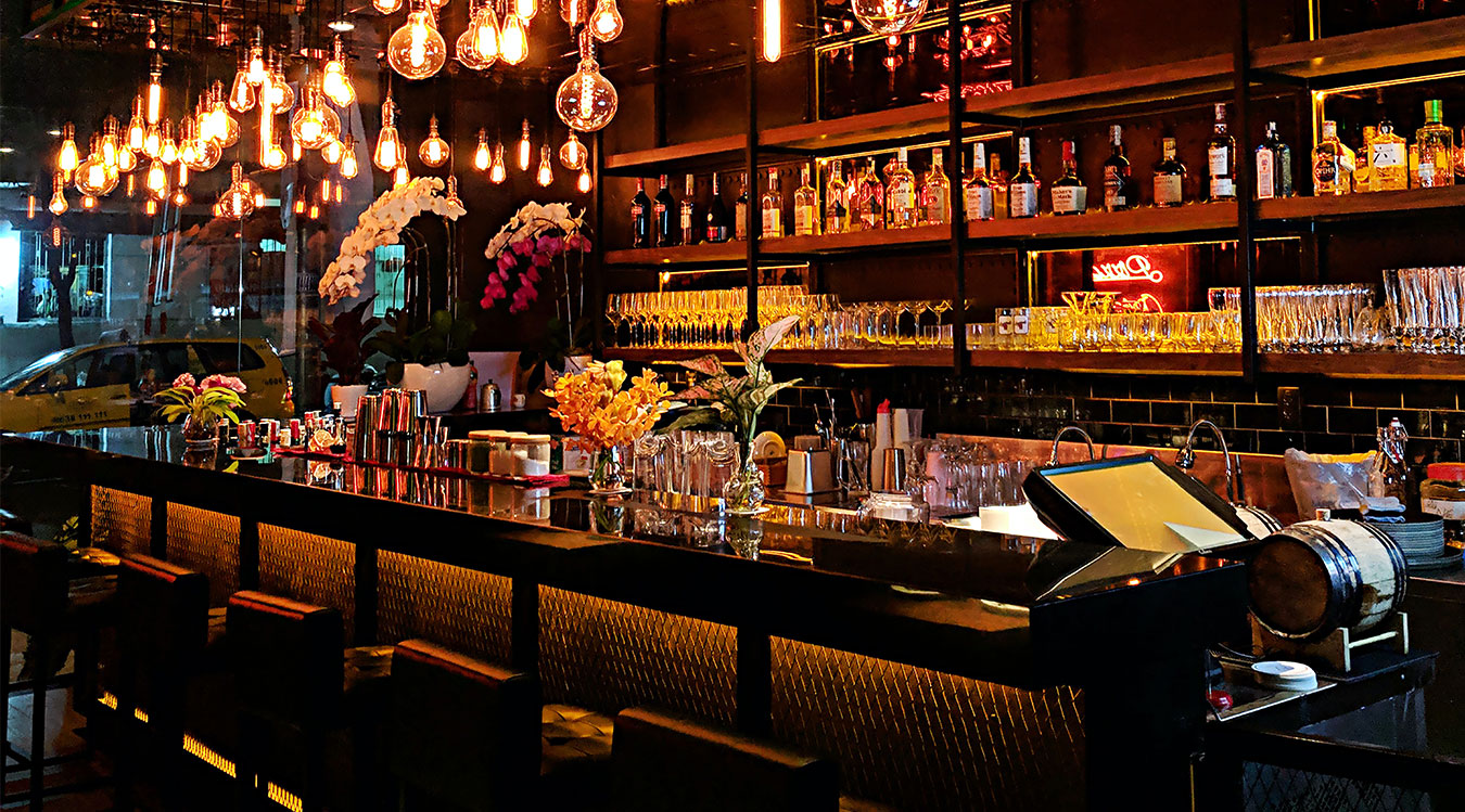 bar